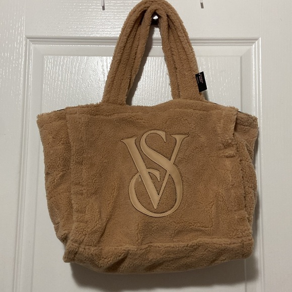 Victoria's Secret Handbags - Brand new Victoria Secret fluffy tote